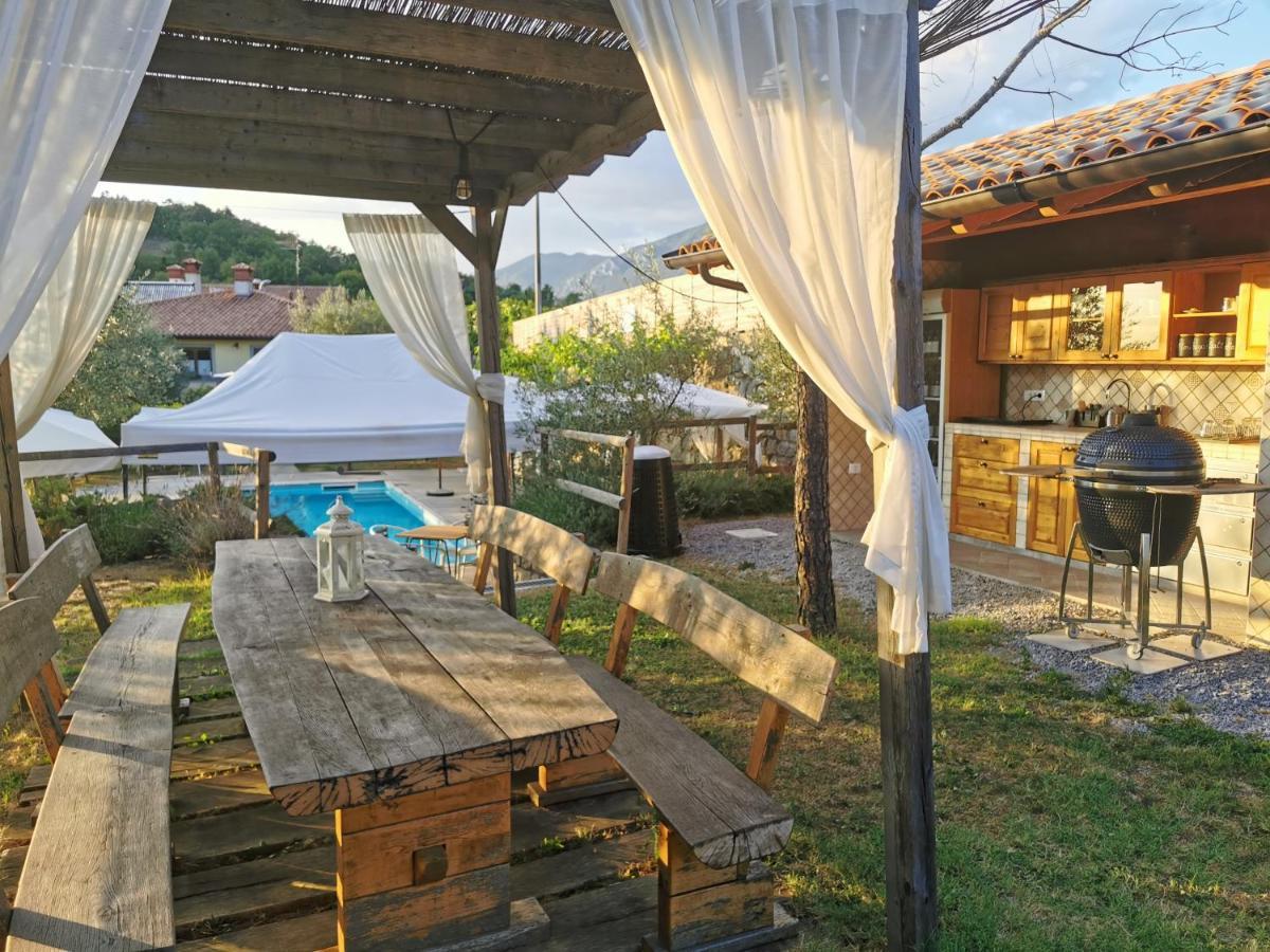 Cebron Family Estate Hotel Branik Екстериор снимка