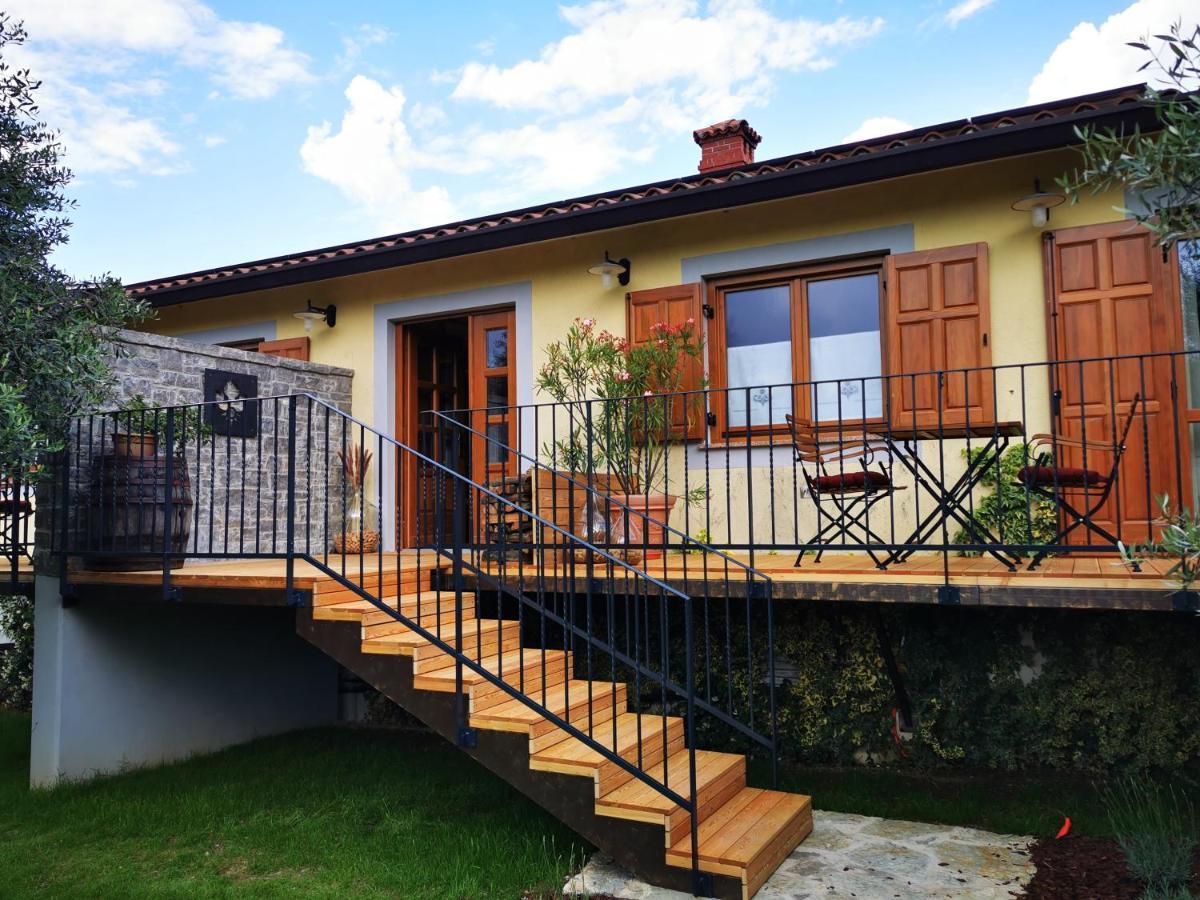Cebron Family Estate Hotel Branik Екстериор снимка
