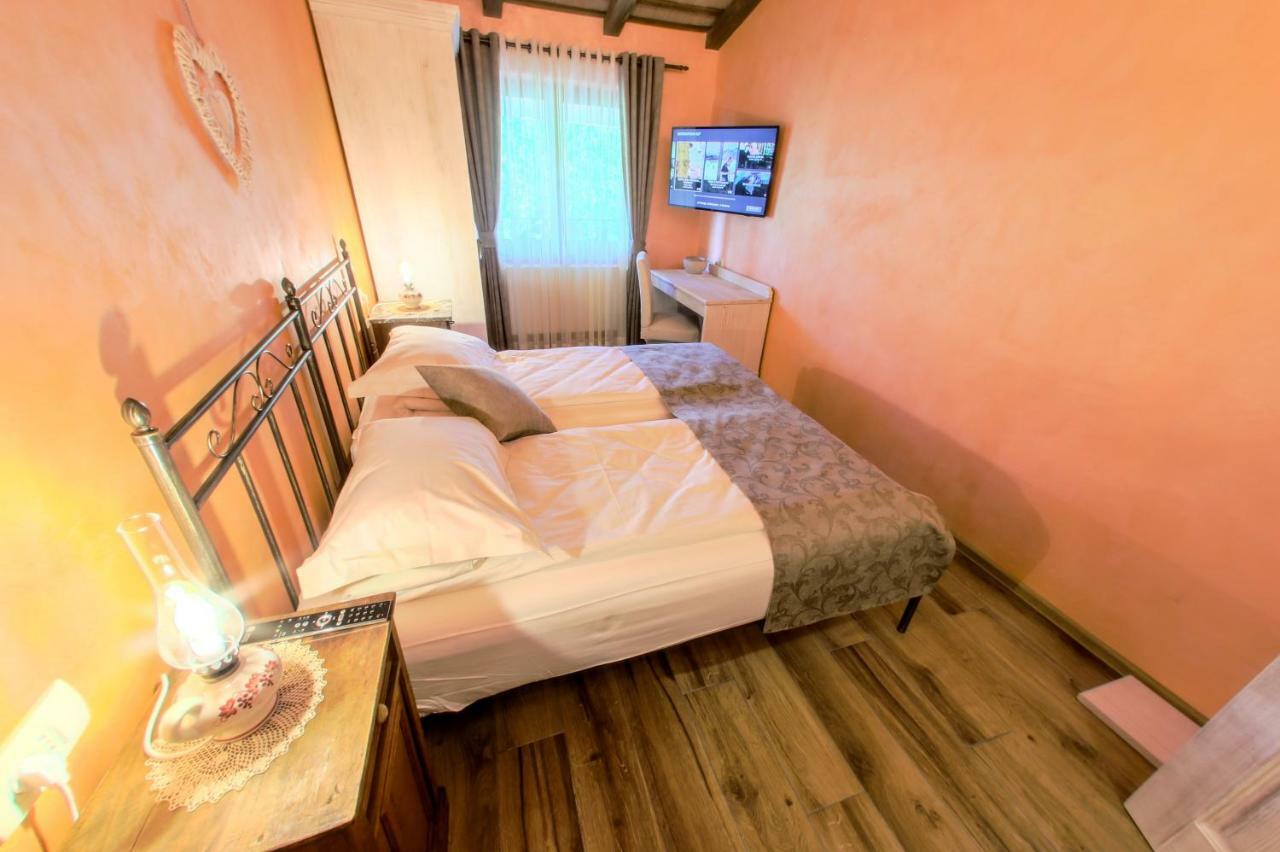 Cebron Family Estate Hotel Branik Екстериор снимка