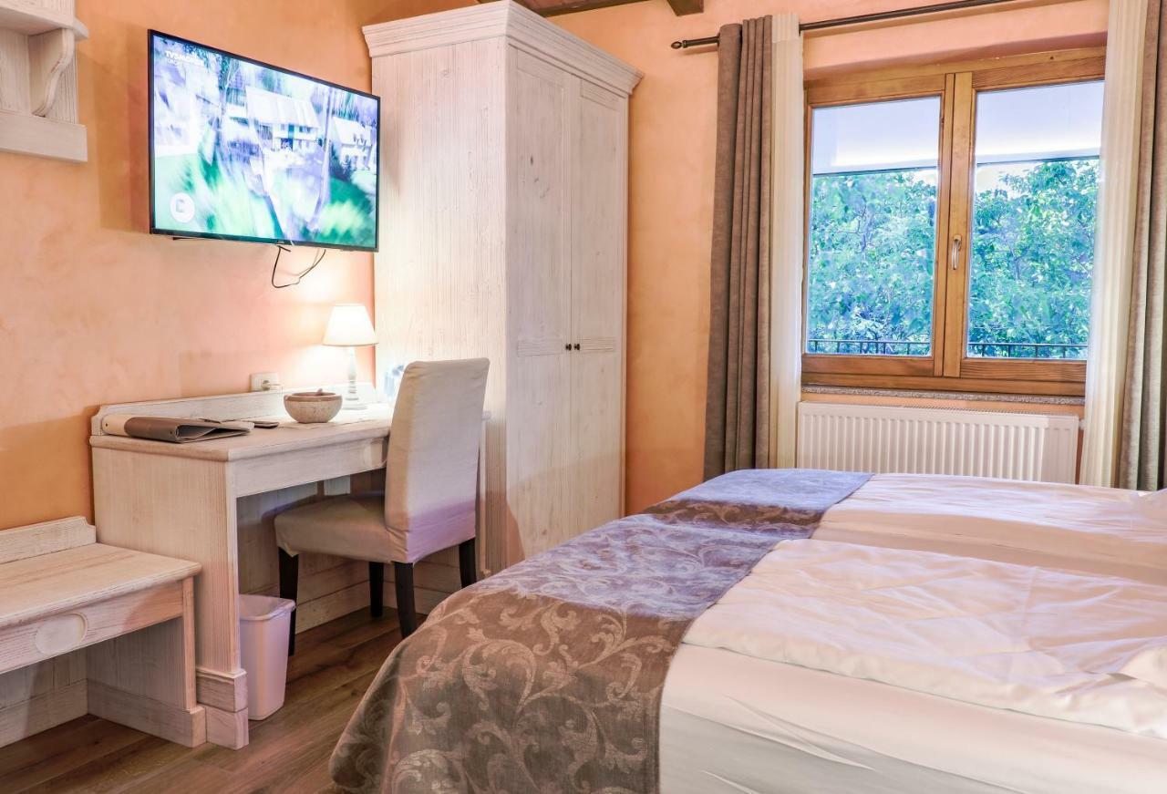 Cebron Family Estate Hotel Branik Екстериор снимка